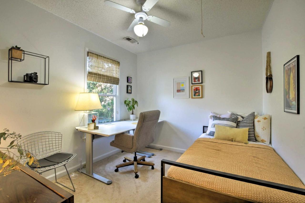 Home With Outdoor Oasis In Downtown Raleigh! エクステリア 写真