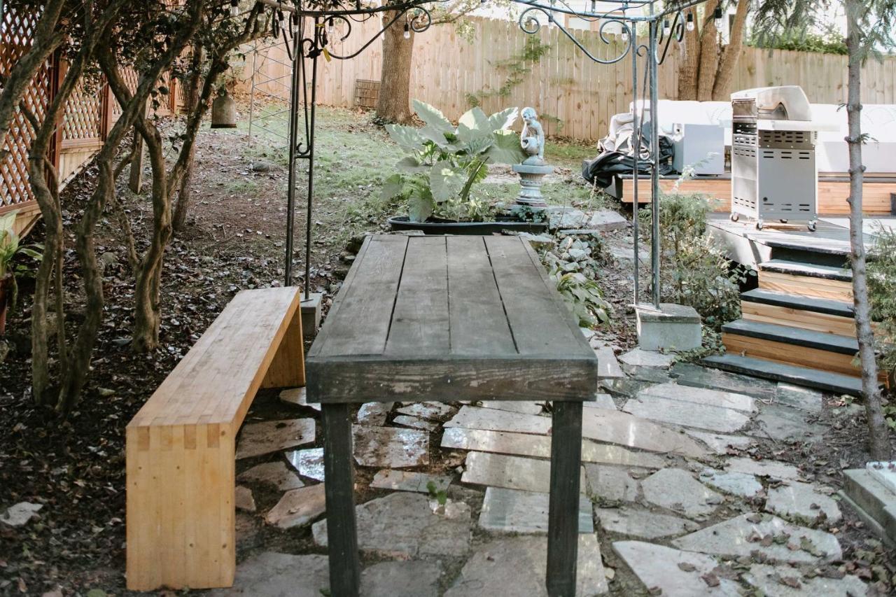 Home With Outdoor Oasis In Downtown Raleigh! エクステリア 写真
